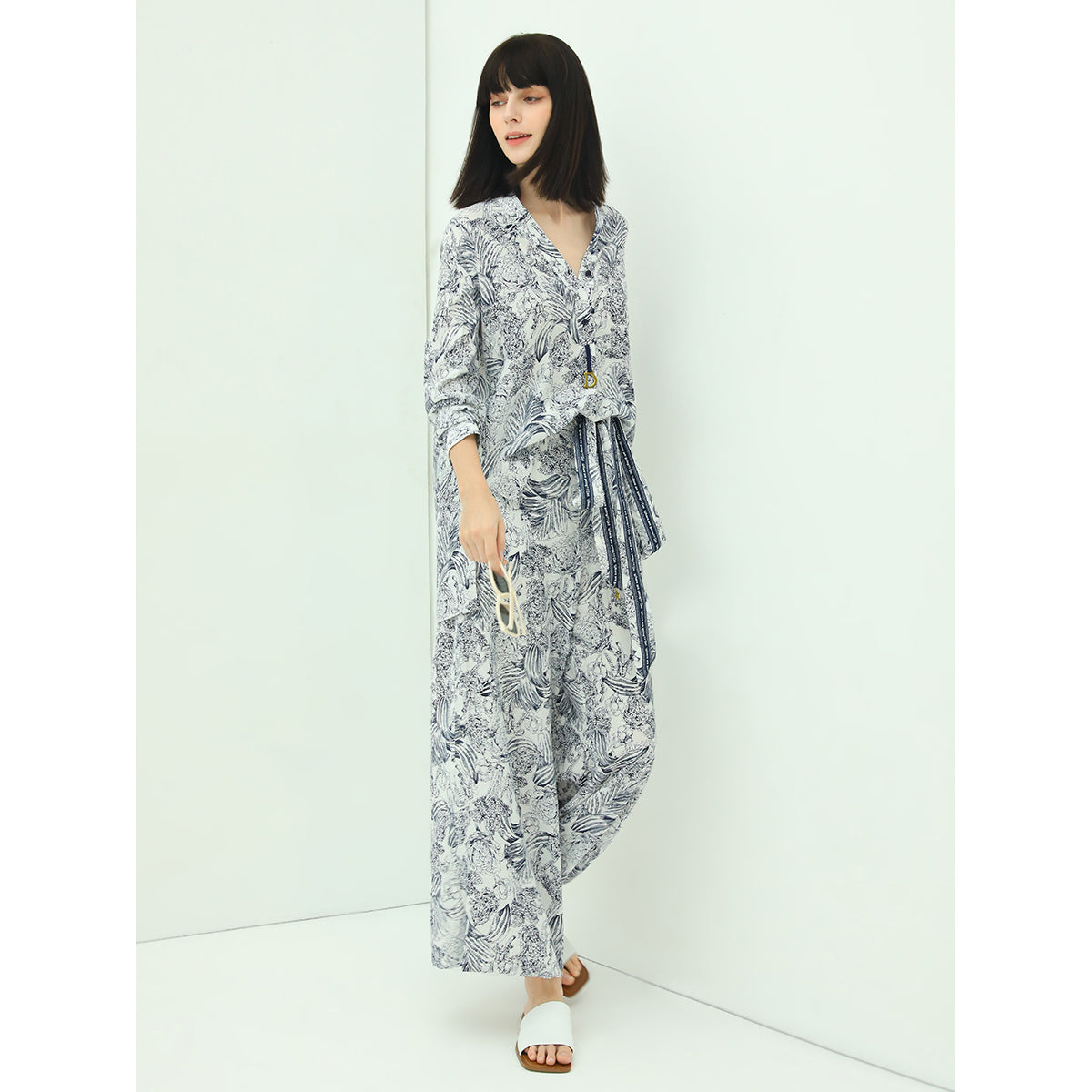 Lily Island Flimsy V-neck Floral Shirt