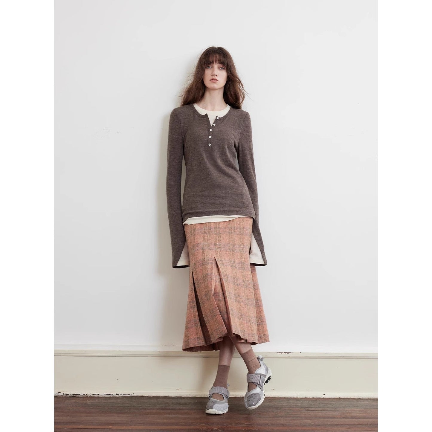 Elastic skin-friendly Henley Layered women's sweater