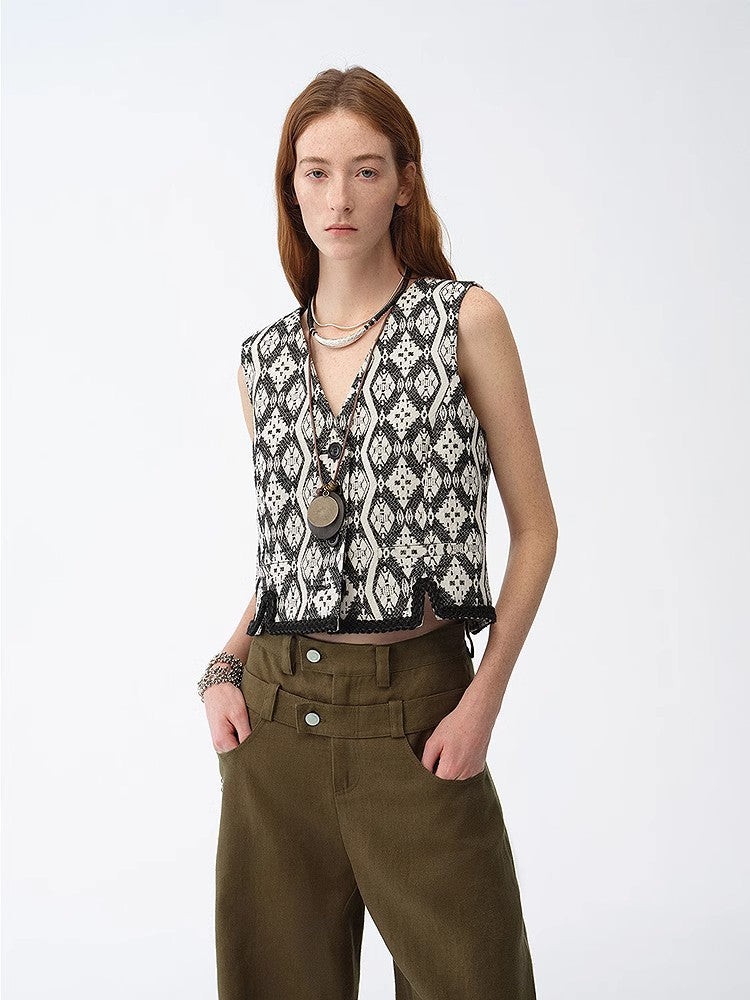 "Venice" Classical simple silhouette Italian imported jacquard ethnic style V-neck vest