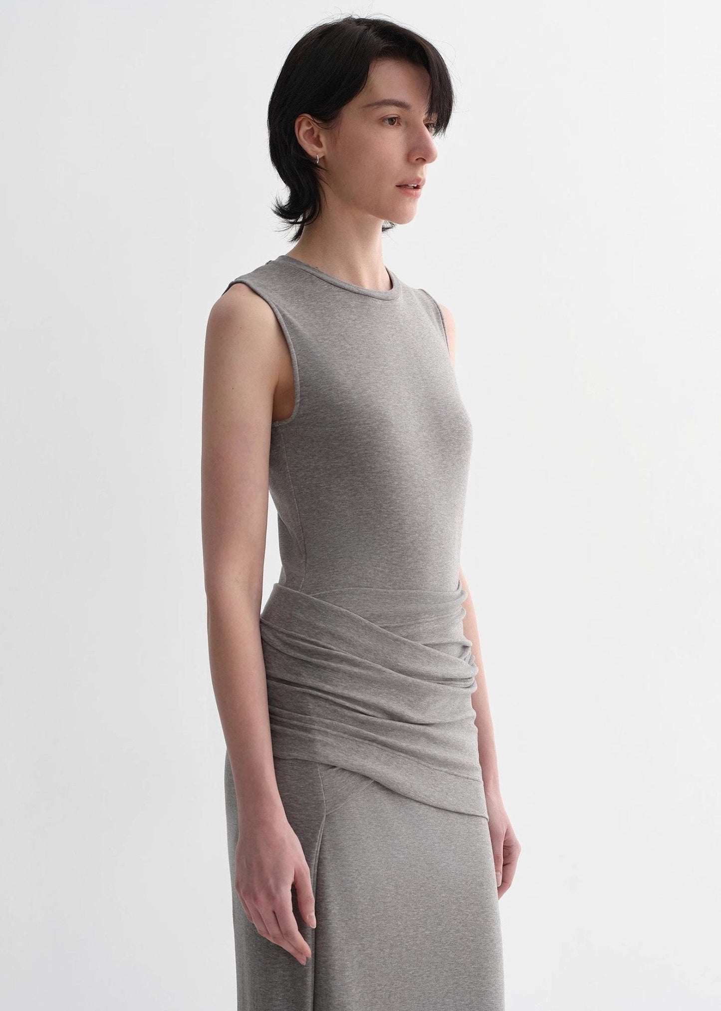 Ice silk wool blend dress with adjustable waistline, hip-flattering design, slim fit for a figure-slimming effect